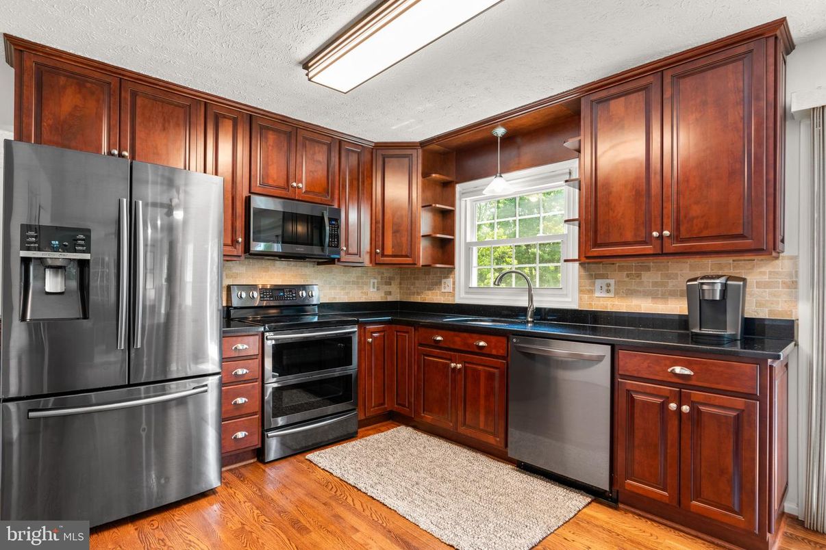 Interior, Kitchen, Pendant Lights, Stainless Steel Appliances, Wood Texture Flooring