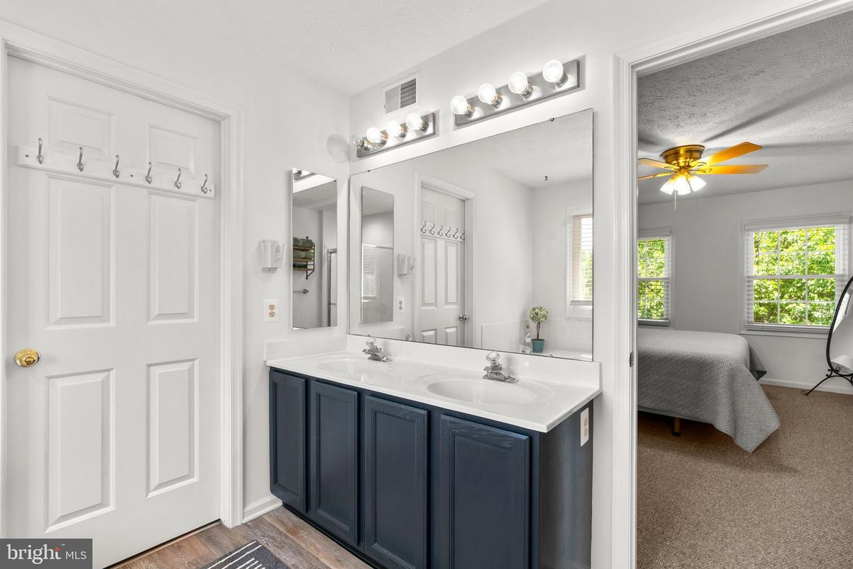 Bathroom, Dual Sink Vanities, Interior, Wood Texture Flooring