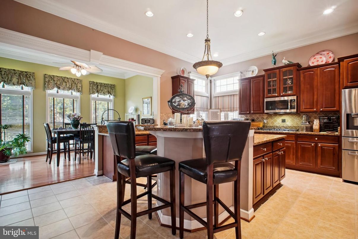 Dining room, Interior, Kitchen, Pendant Lights, Recessed Lighting