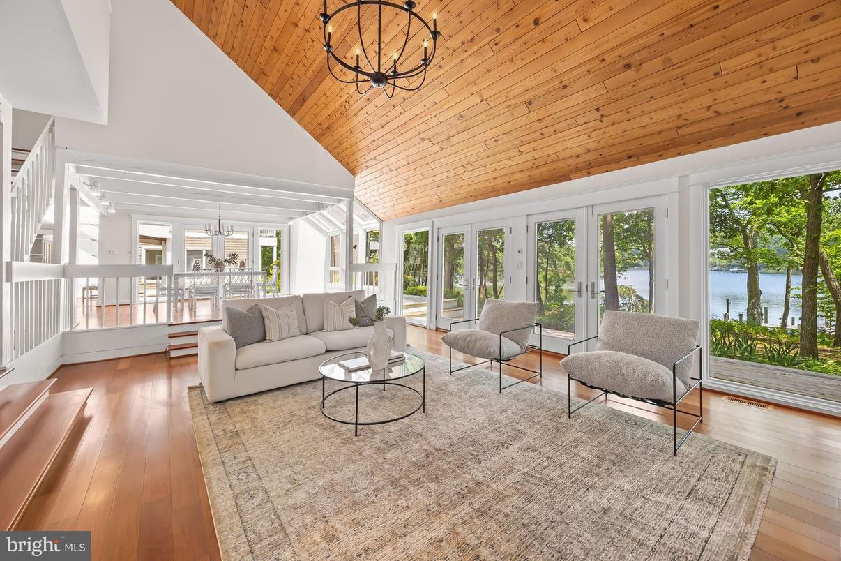 Chandelier, Interior, Living room, Water, Wooden Ceilings, Wood Texture Flooring