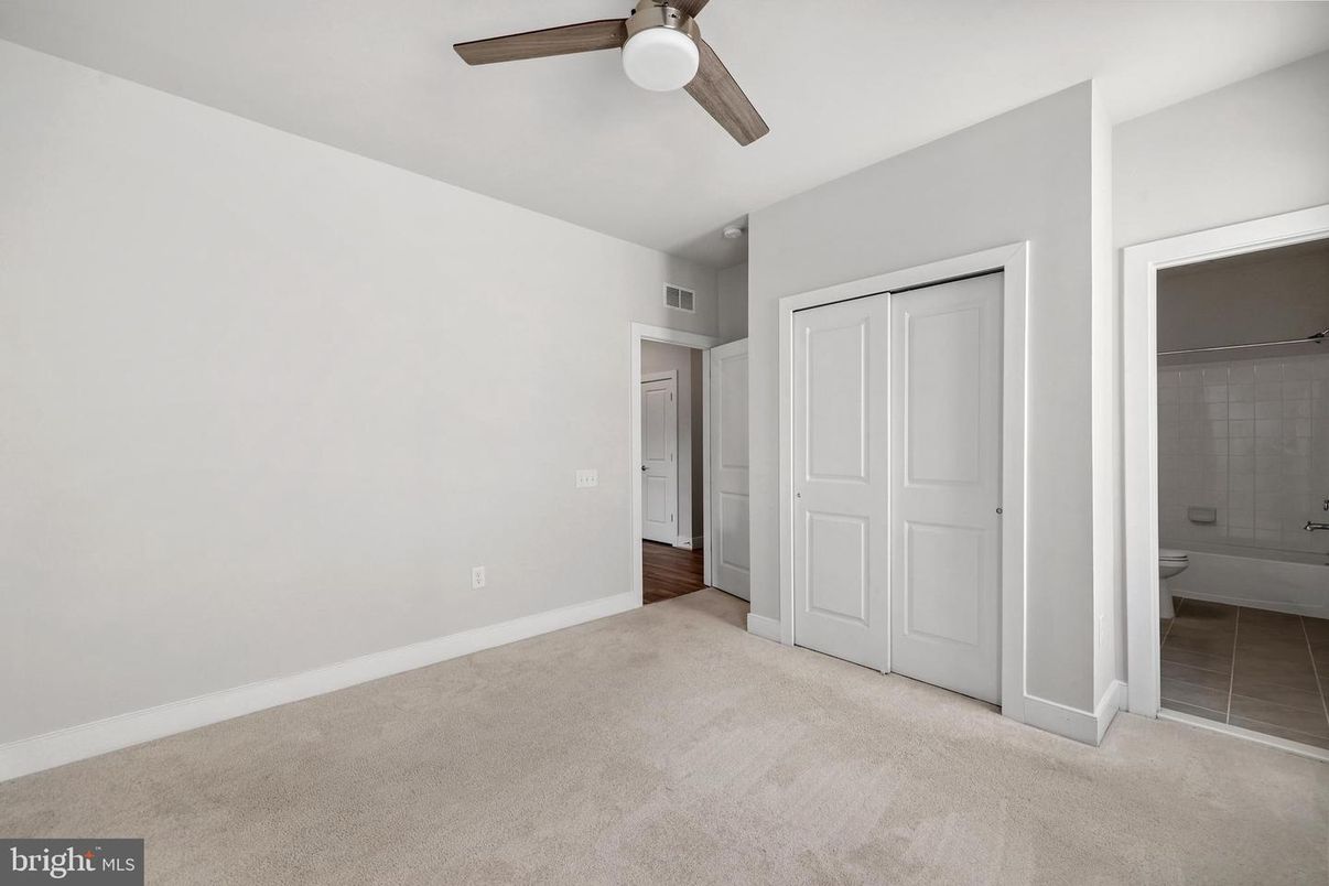 Bathroom, Empty room, Interior