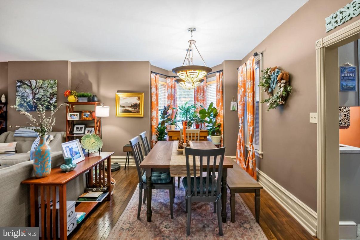 Dining room, Interior, Wood Texture Flooring