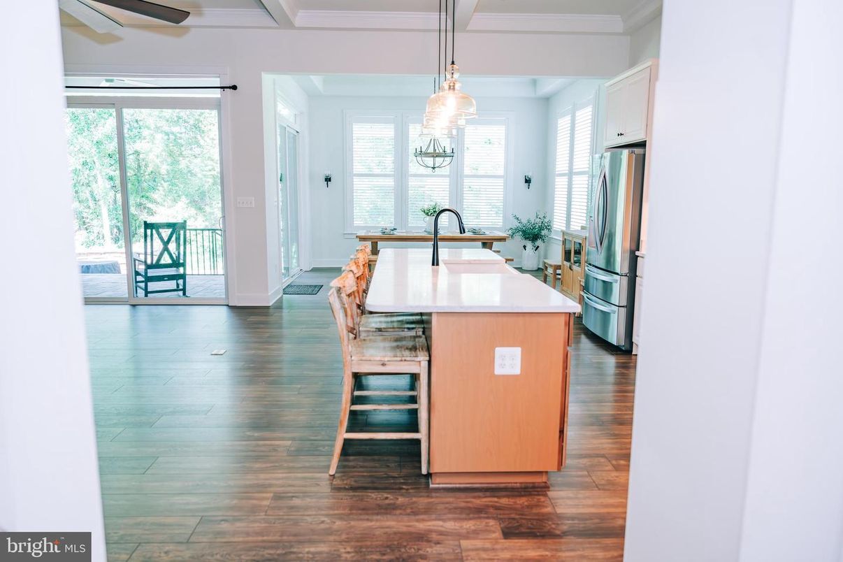 Interior, Kitchen, Pendant Lights, Wood Texture Flooring