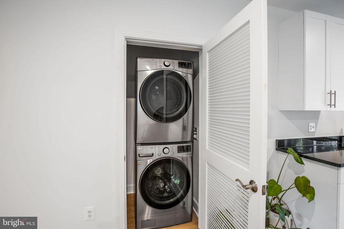 Interior, Utility Closets, Washer
