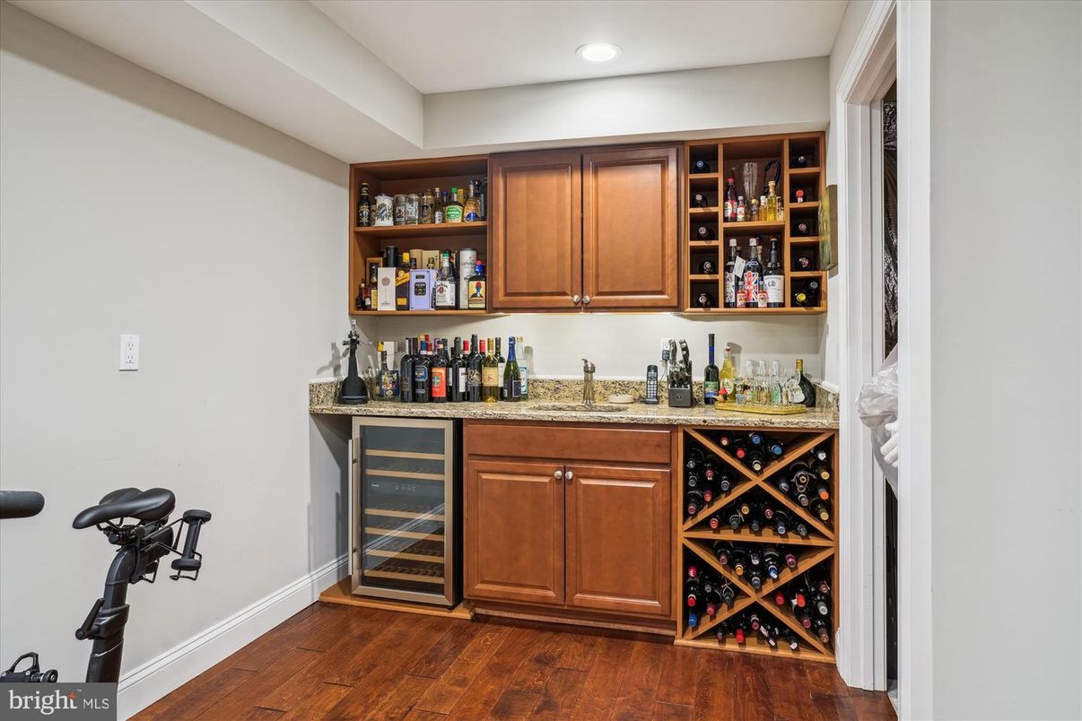 Interior, Recessed Lighting, Wine Storage, Wood Texture Flooring