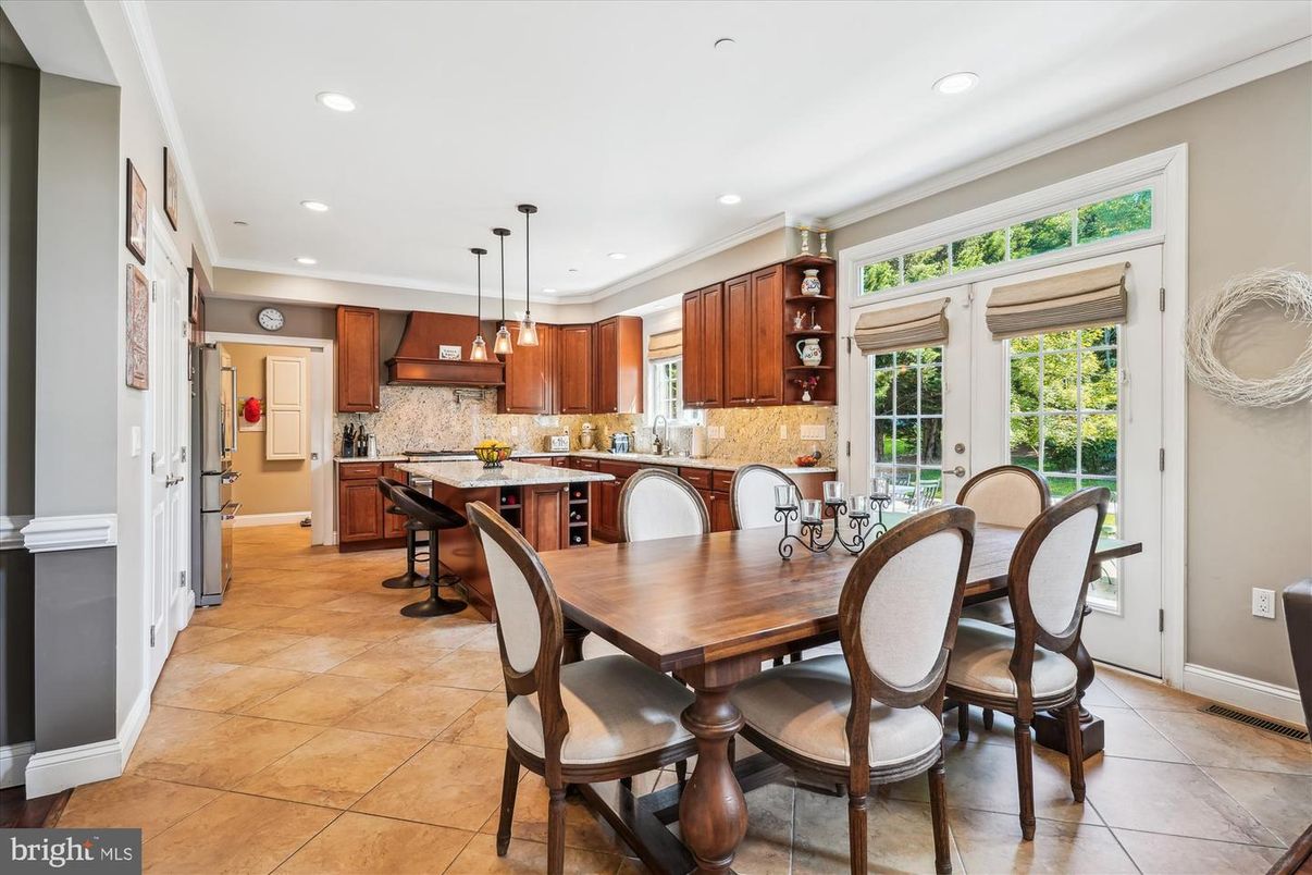 Dining room, Interior, Kitchen, Pendant Lights, Recessed Lighting
