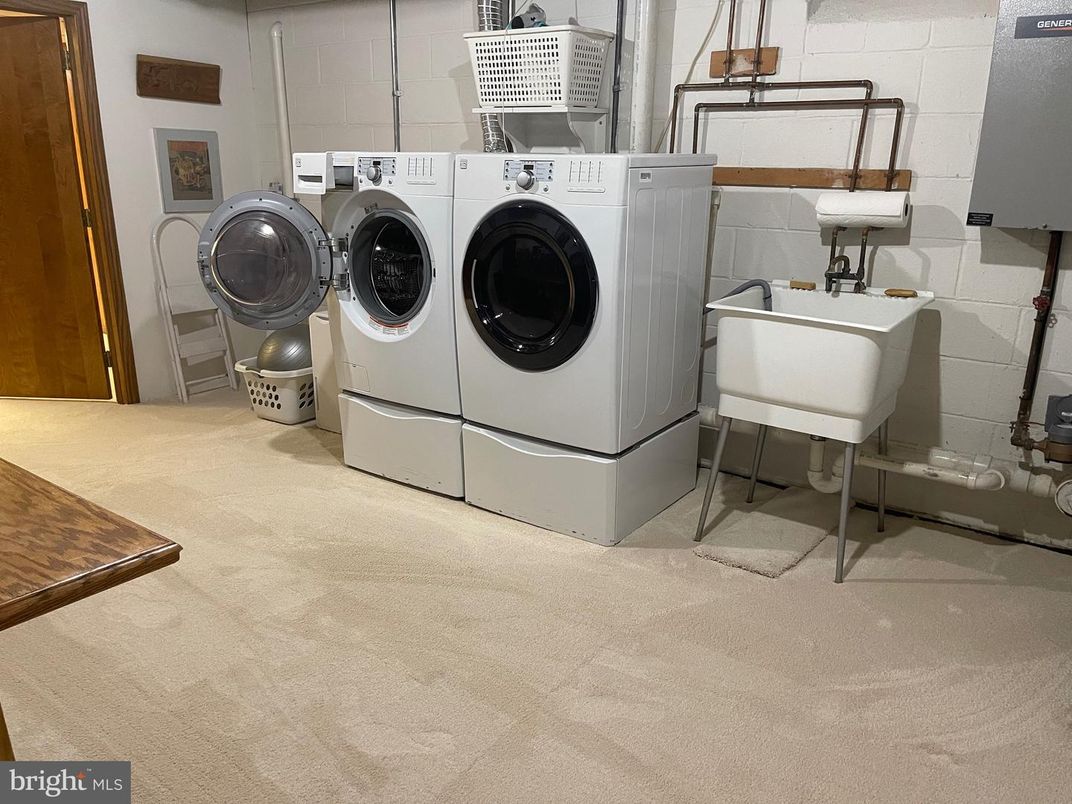 Interior, Washer