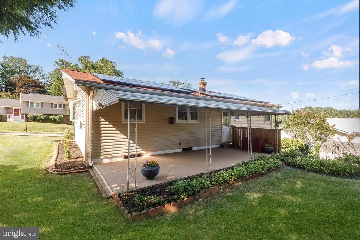 Backyard, Exterior, Solar Panels