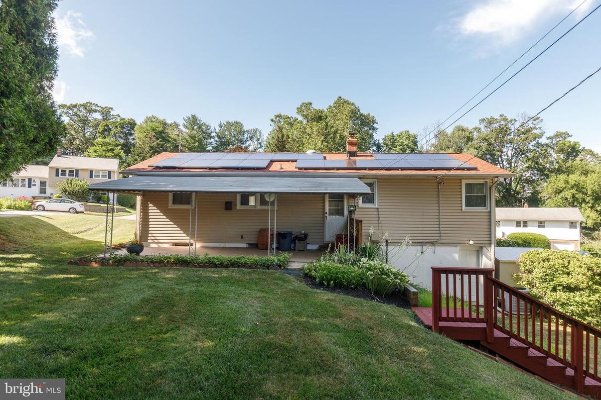 Backyard, Exterior, Solar Panels