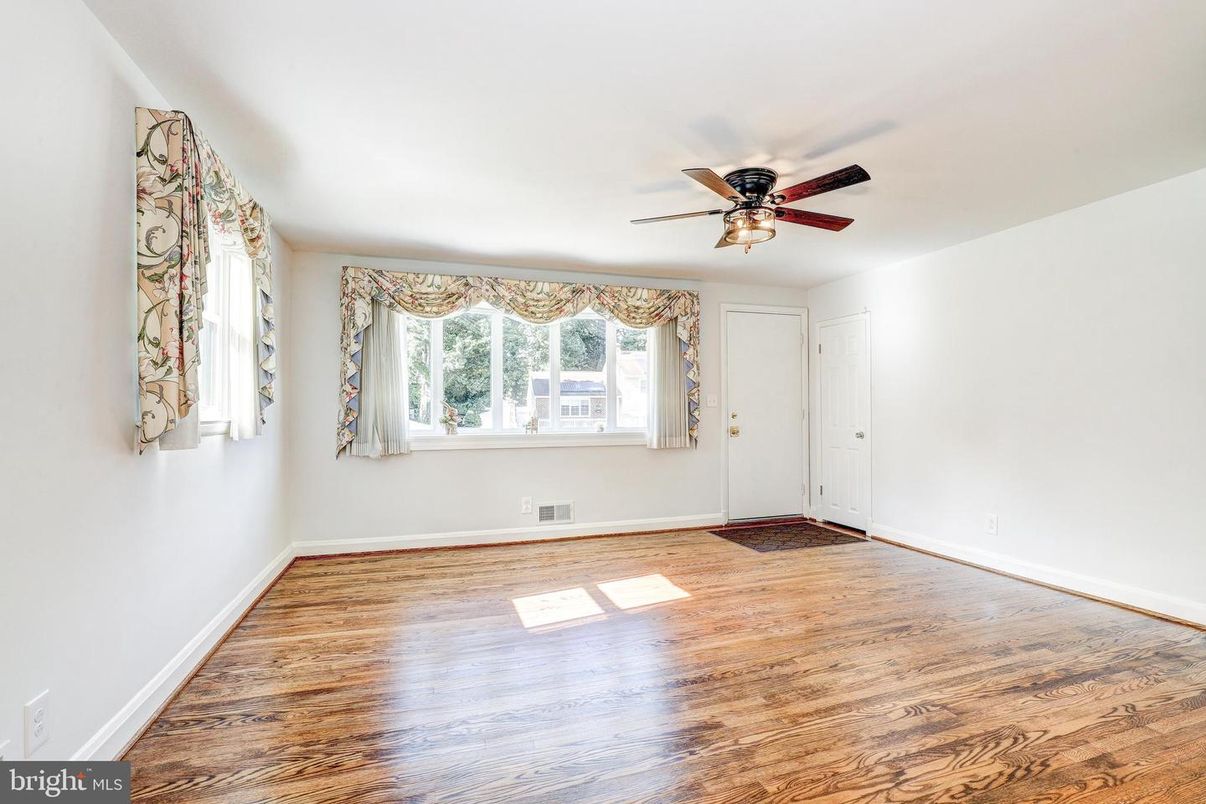 Empty room, Interior, Wood Texture Flooring