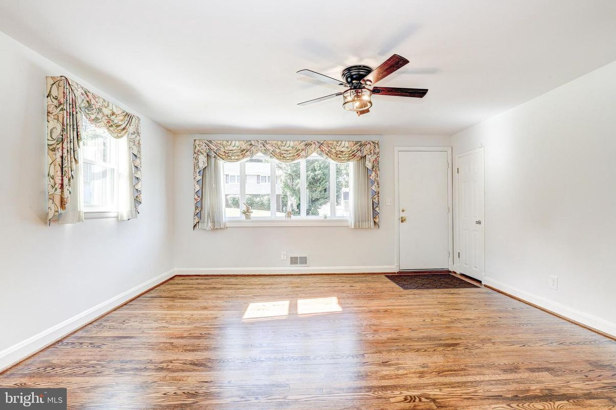 Empty room, Interior, Wood Texture Flooring