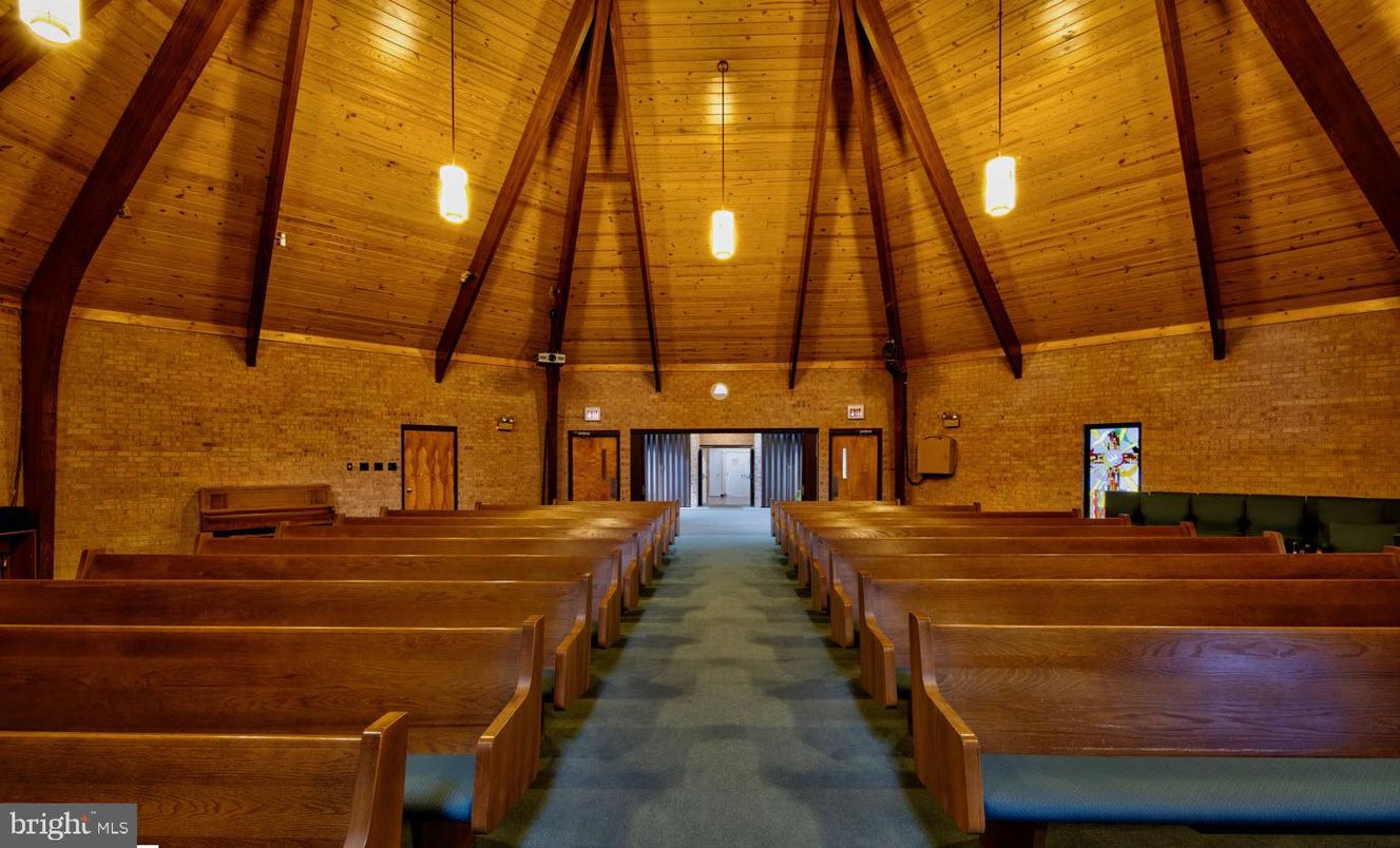 Interior, Pendant Lights, Wooden Beams, Wooden Ceilings