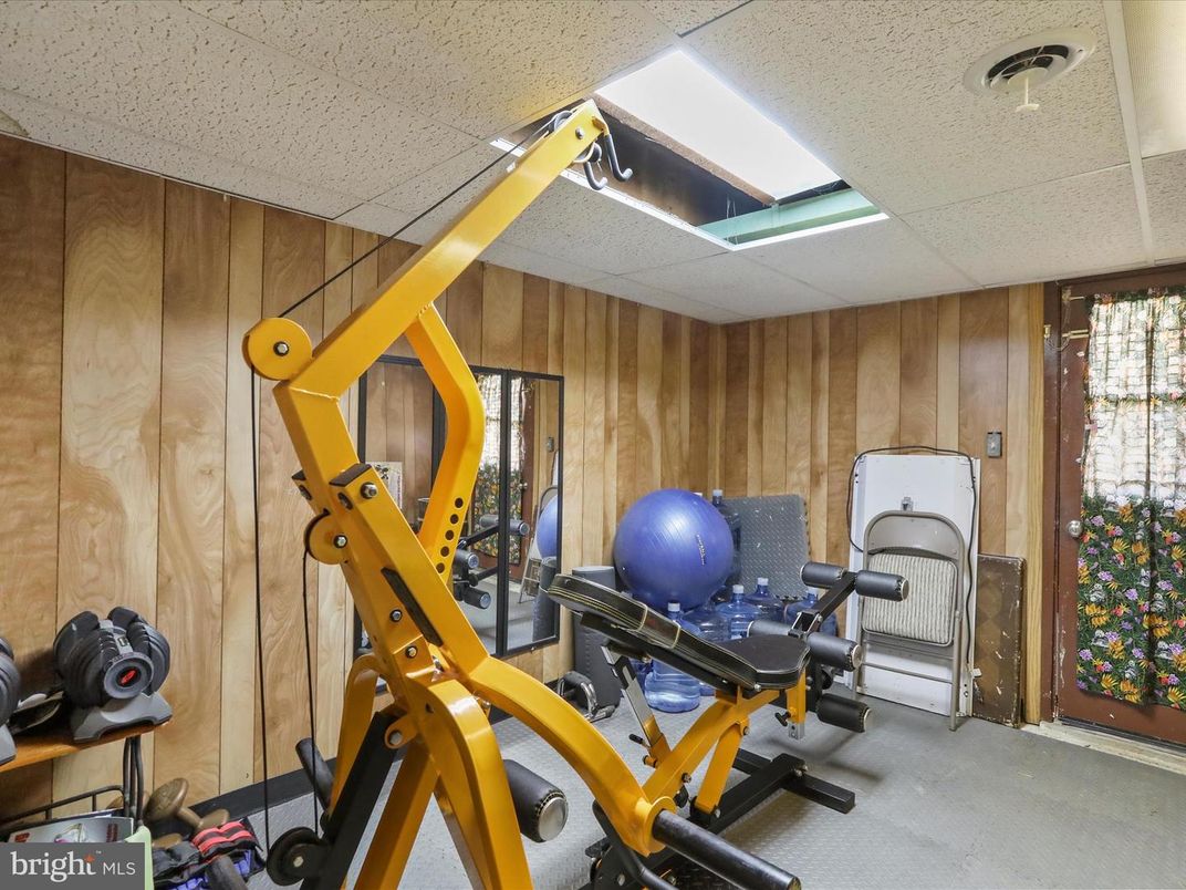 Fitness Equipment, Interior, Wooden Walls
