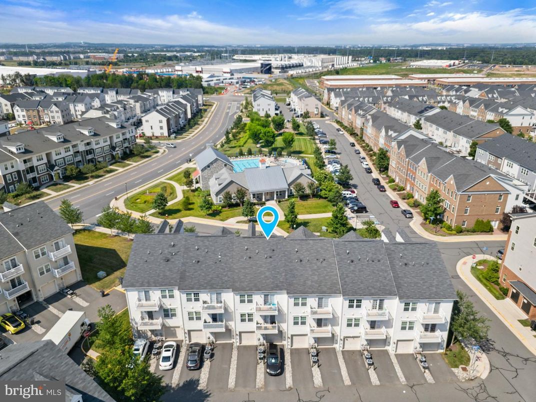 Exterior, Drone