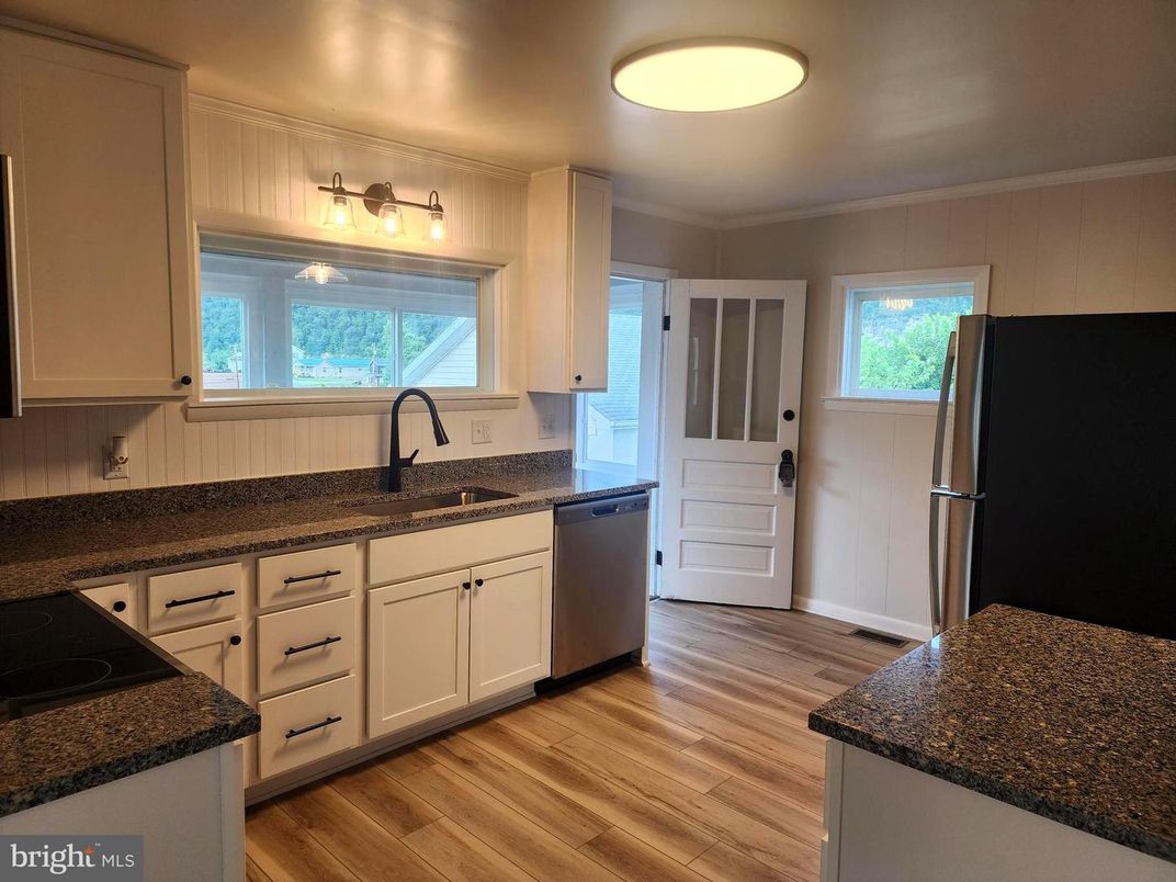 Interior, Kitchen, Wood Texture Flooring