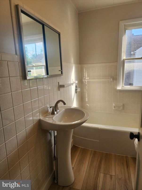 Bathroom, Interior, Wood Texture Flooring