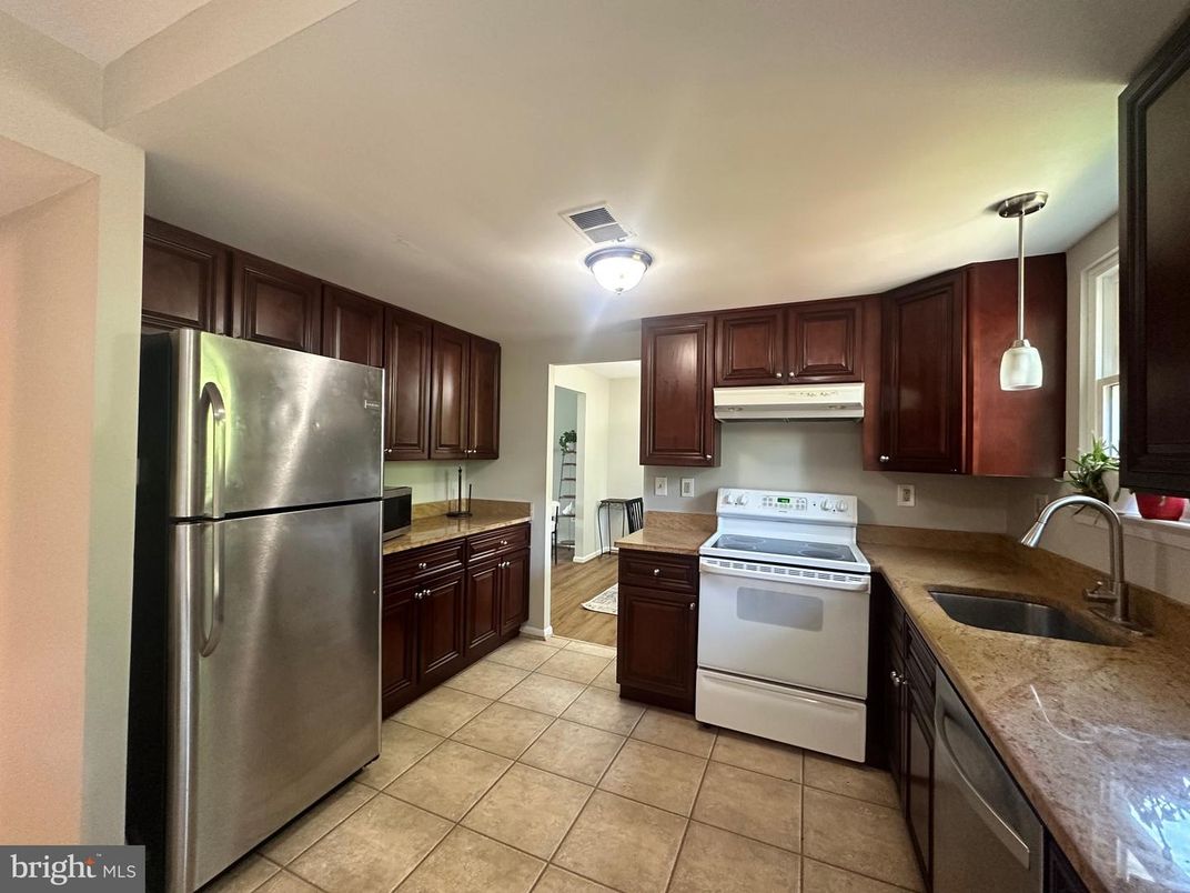 Interior, Kitchen, Pendant Lights