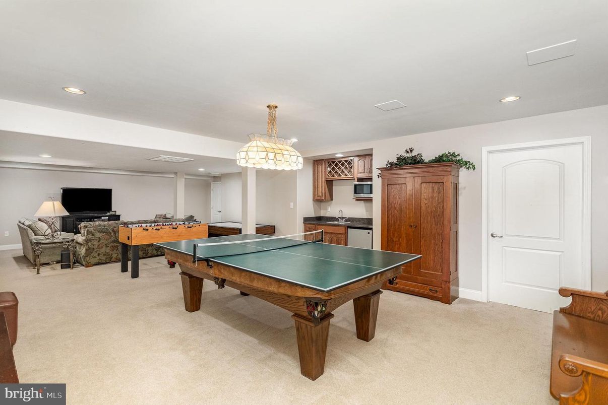 Billiard Table, Chandelier, Game Room, Interior, Living room, Recessed Lighting