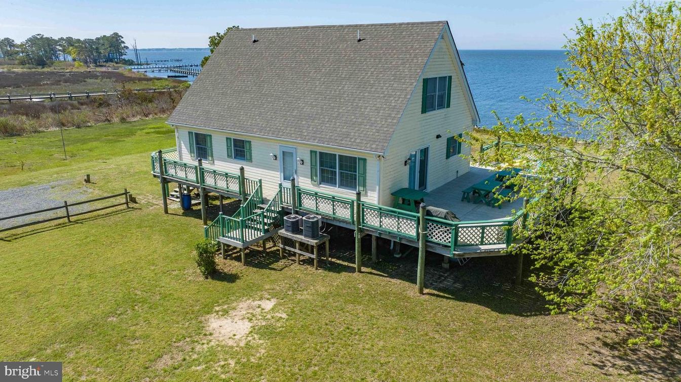 Backyard, Exterior, Water
