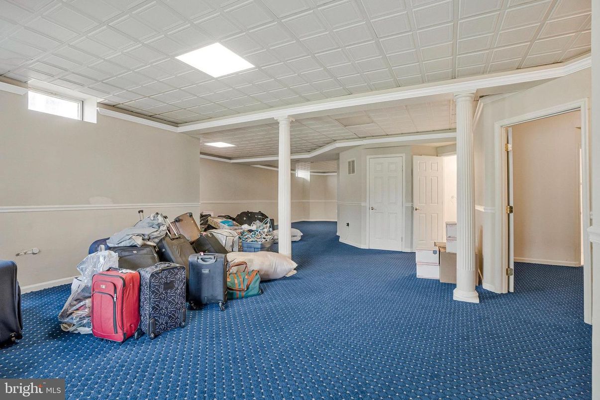 Interior, Recessed Lighting