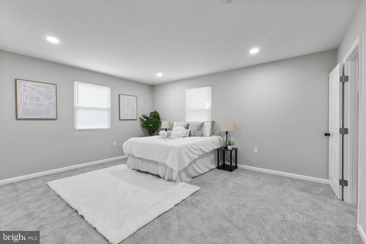 Bedroom, Interior, Recessed Lighting