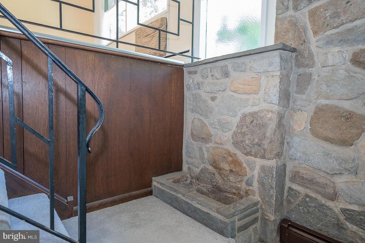 Bathroom, Interior, Stone Walls