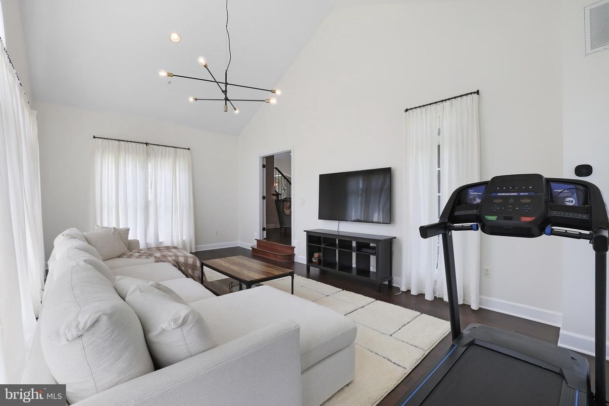 Fireplace, Fitness Equipment, Interior, Living room, Pendant Lights