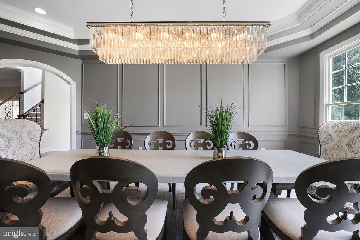 Chandelier, Dining room, Interior, Recessed Lighting