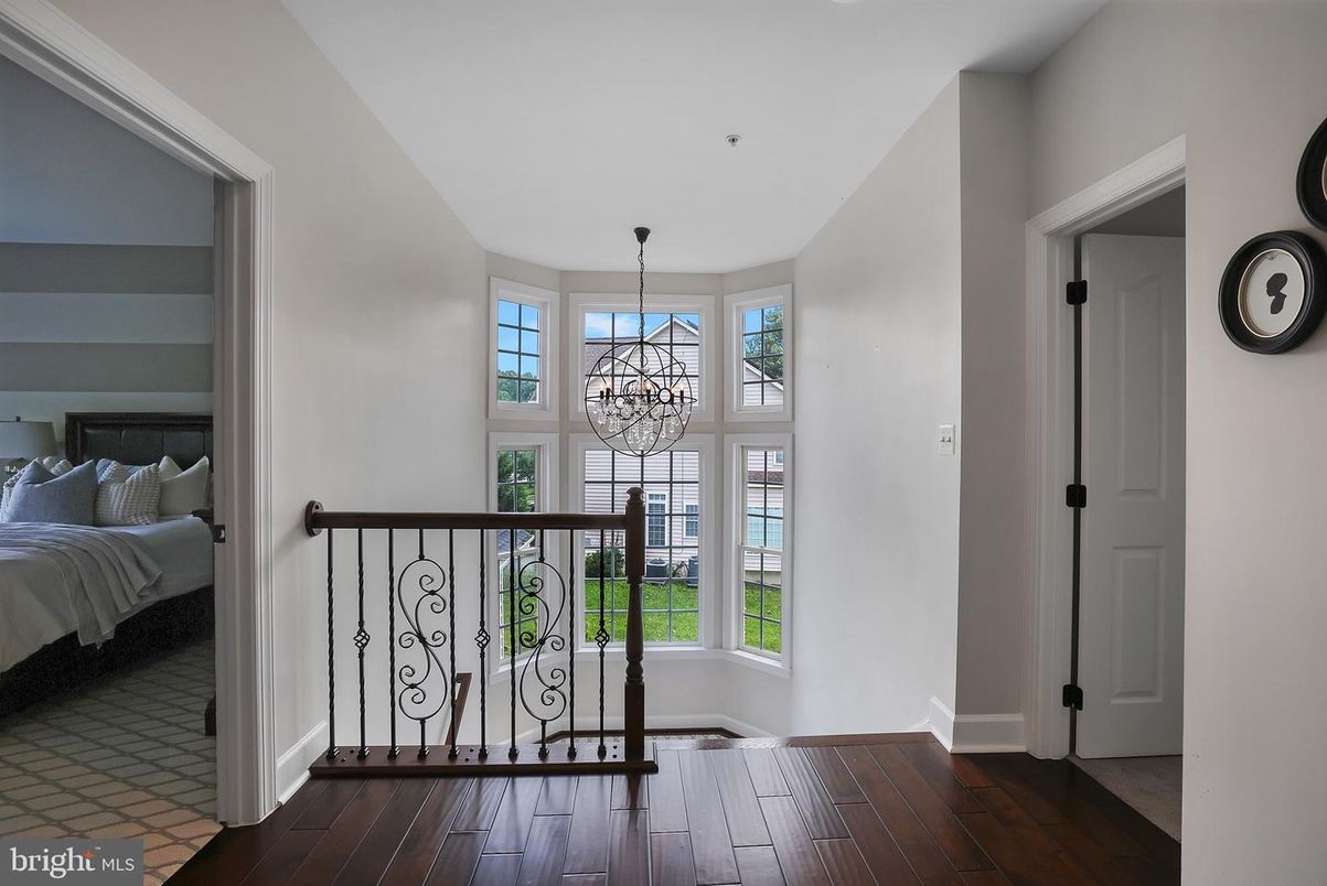 Bedroom, Chandelier, Interior, Pendant Lights, Wood Texture Flooring