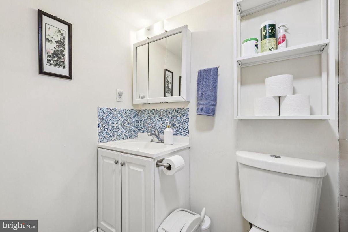 Bathroom, Interior