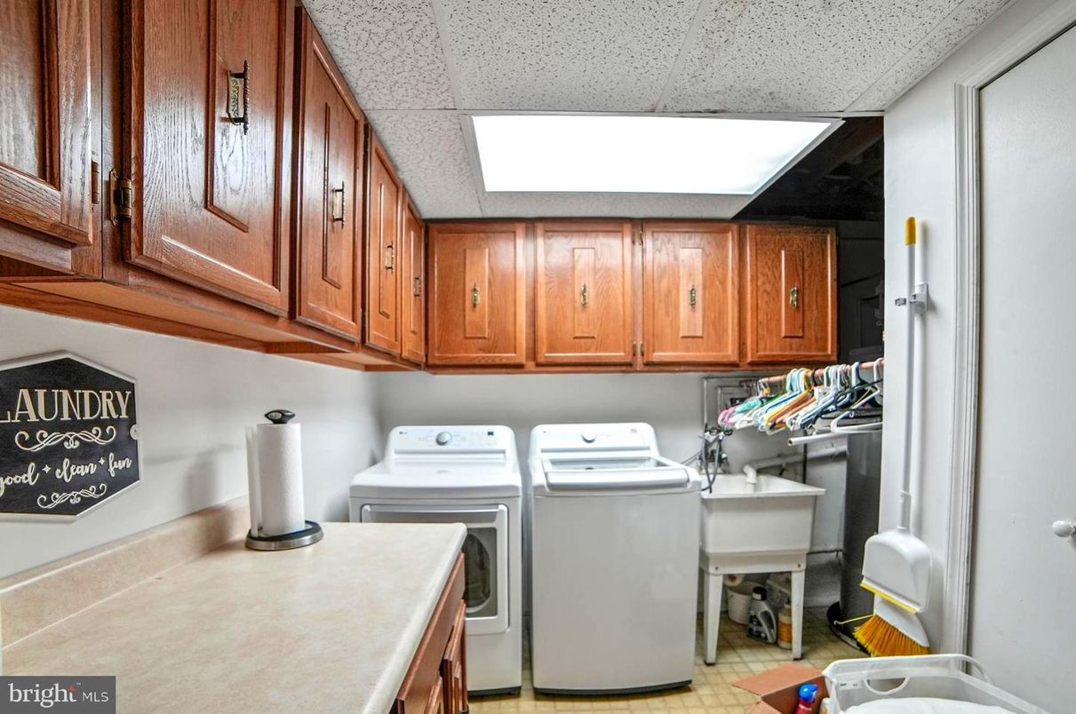 Interior, Washer
