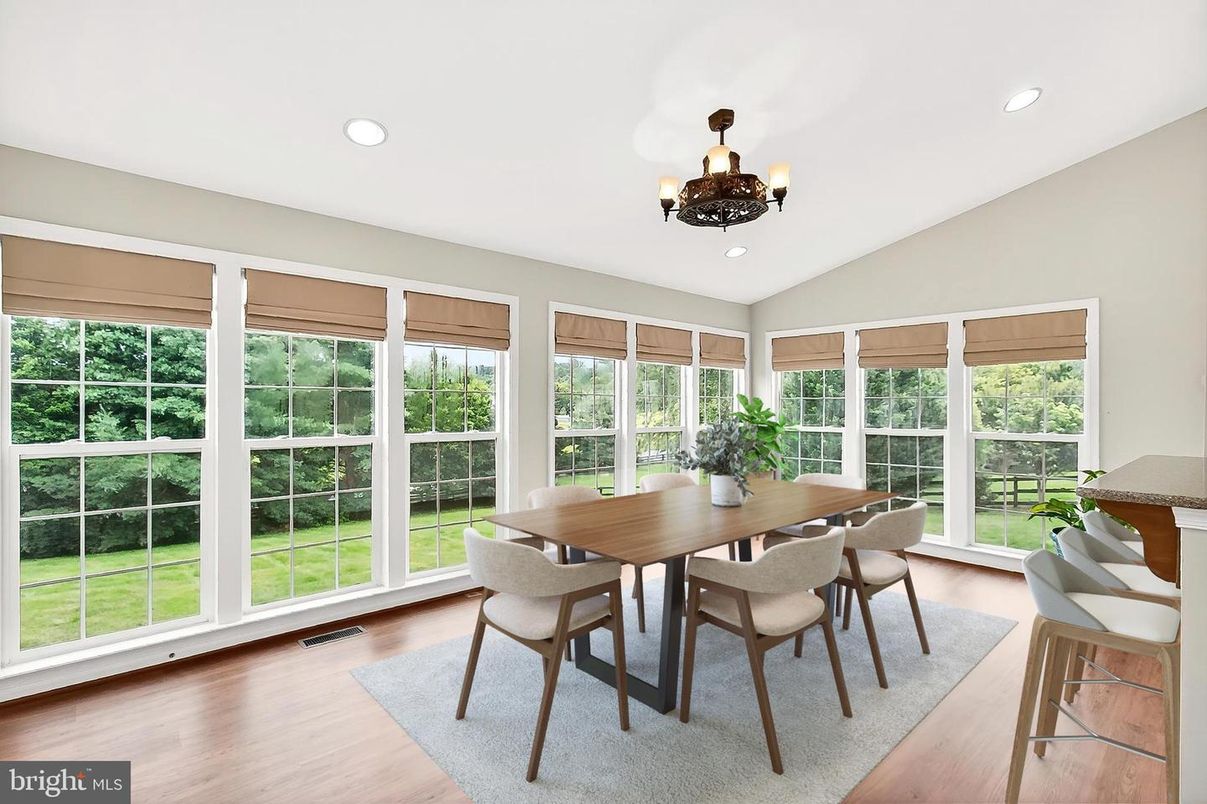 Chandelier, Dining room, Interior, Recessed Lighting, Sun Room, Wood Texture Flooring
