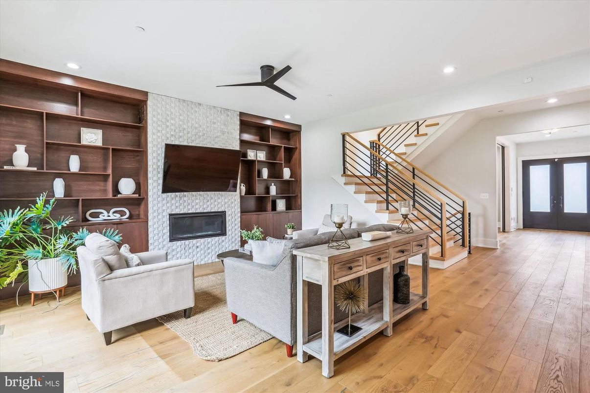 Fireplace, Interior, Living room, Recessed Lighting, Wood Texture Flooring