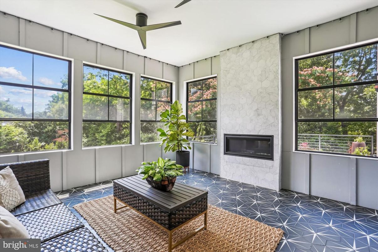 Fireplace, Interior, Sun Room