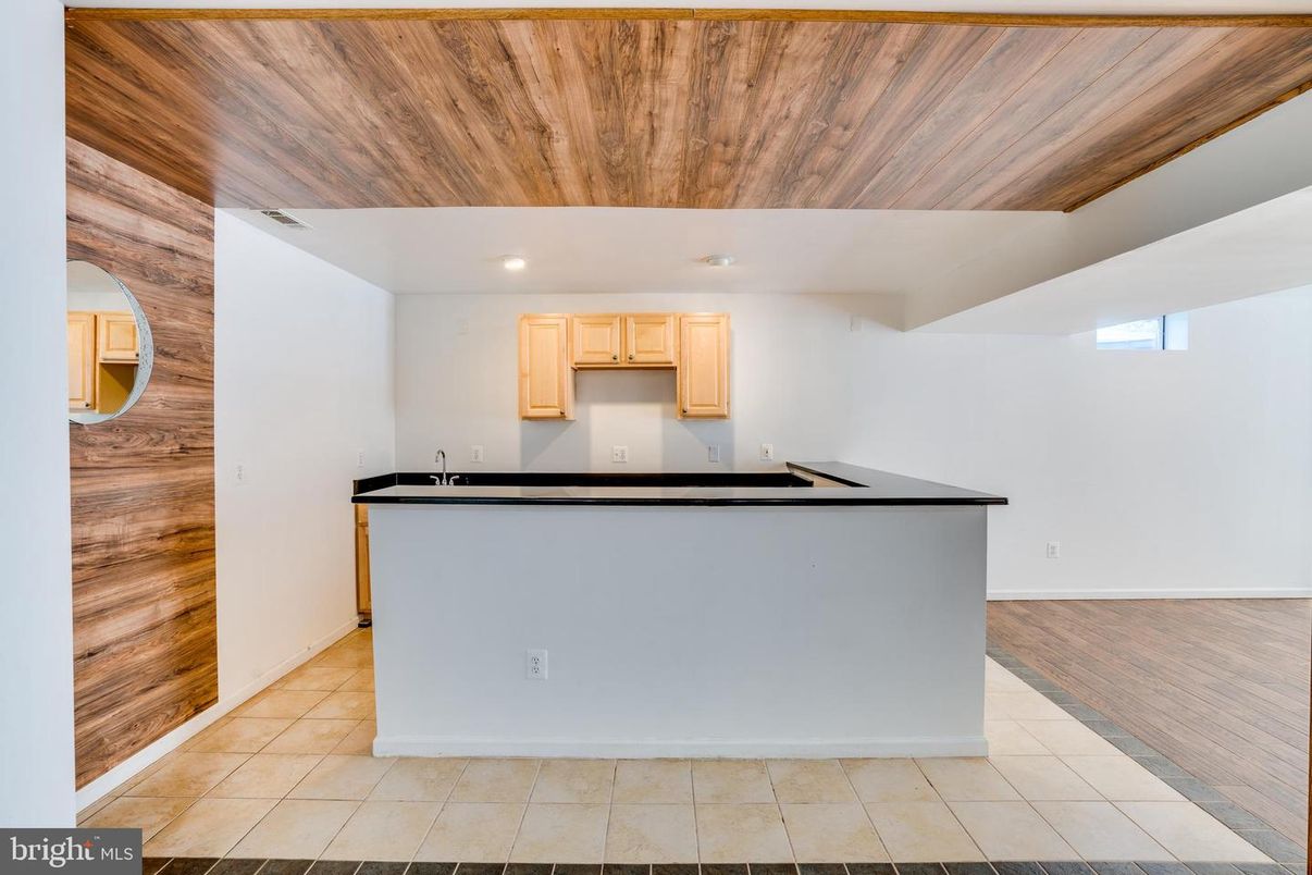 Interior, Kitchen, Recessed Lighting, Wooden Ceilings, Wood Texture Flooring