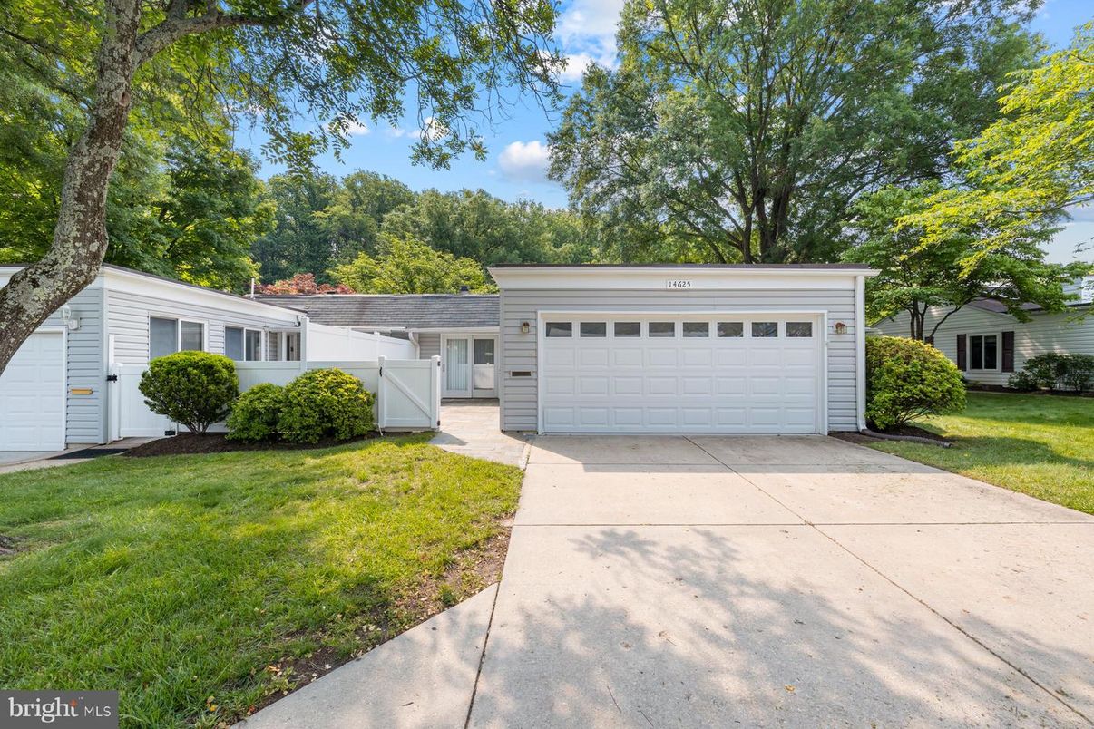 Detached Garage, Exterior