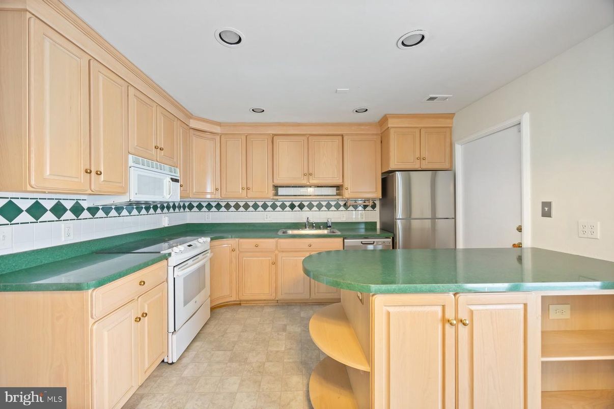 Interior, Kitchen, Recessed Lighting