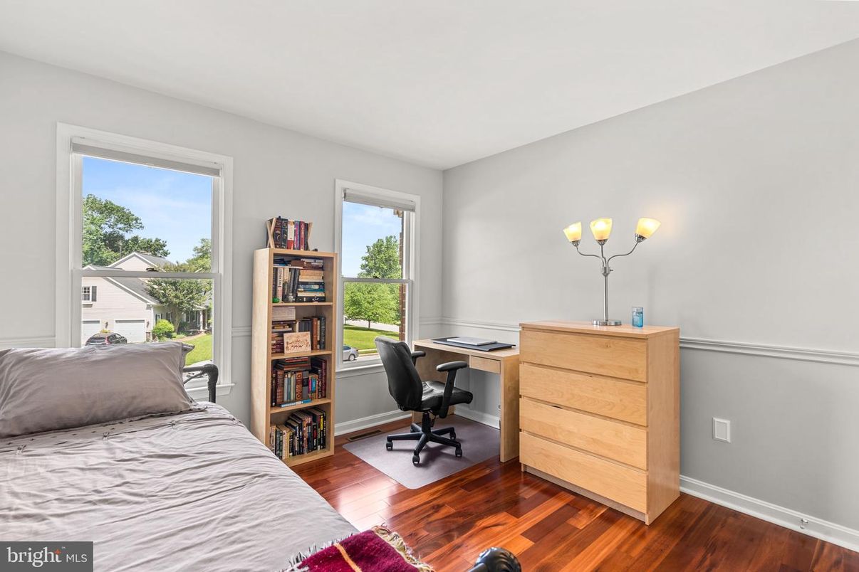 Bedroom, Home Office, Interior, Wood Texture Flooring