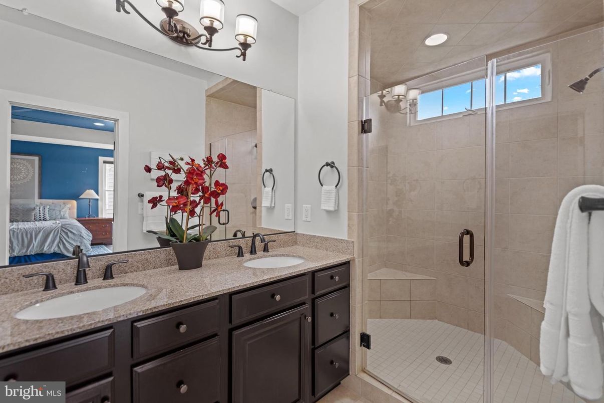Bathroom, Bedroom, Dual Sink Vanities, Glass Shower, Interior, Recessed Lighting