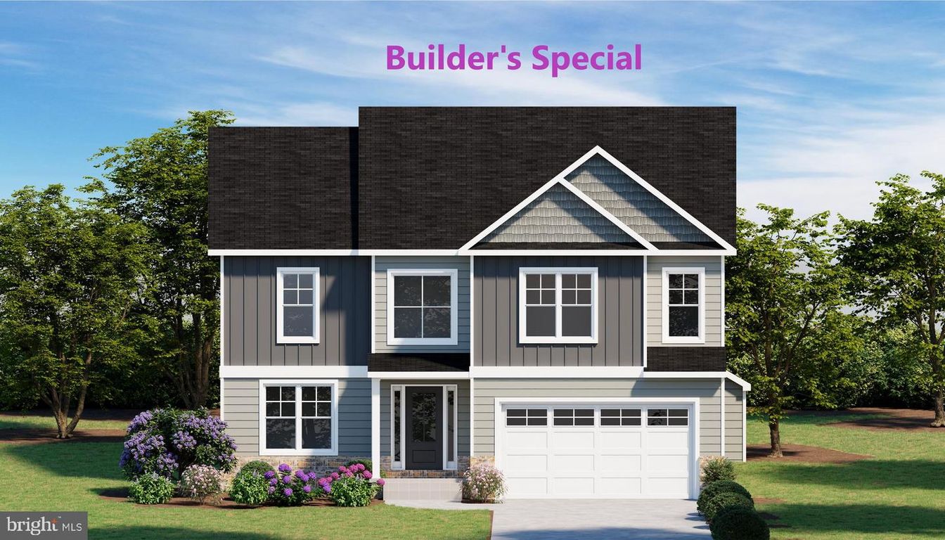 Attached, Exterior, Facade, Rowhouse