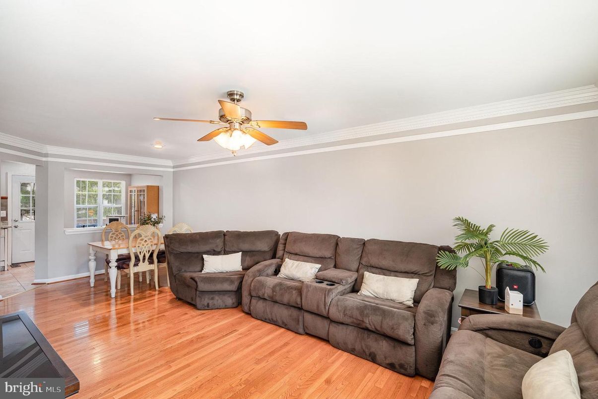 Dining room, Interior, Living room, Wood Texture Flooring