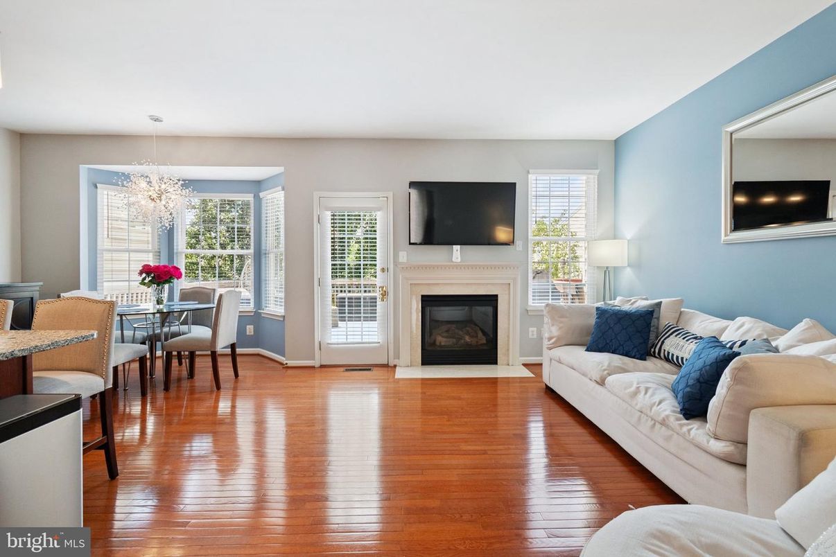 Chandelier, Dining room, Fireplace, Interior, Living room, Wood Texture Flooring