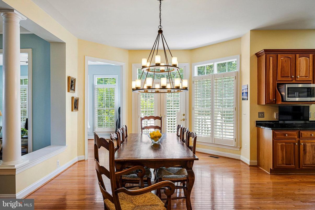 Chandelier, Dining room, Interior, Pendant Lights, Wood Texture Flooring
