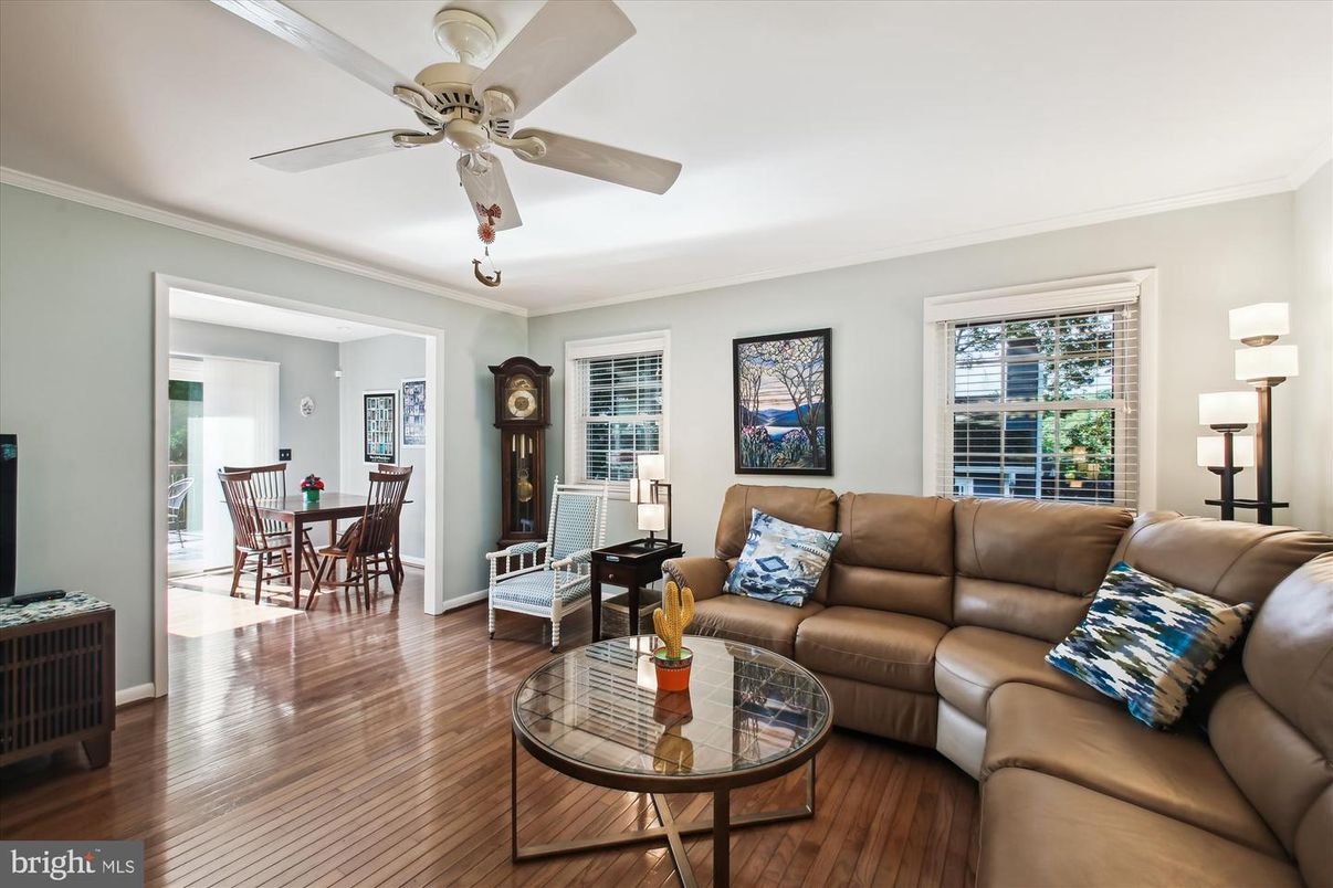 Dining room, Interior, Living room, Wood Texture Flooring