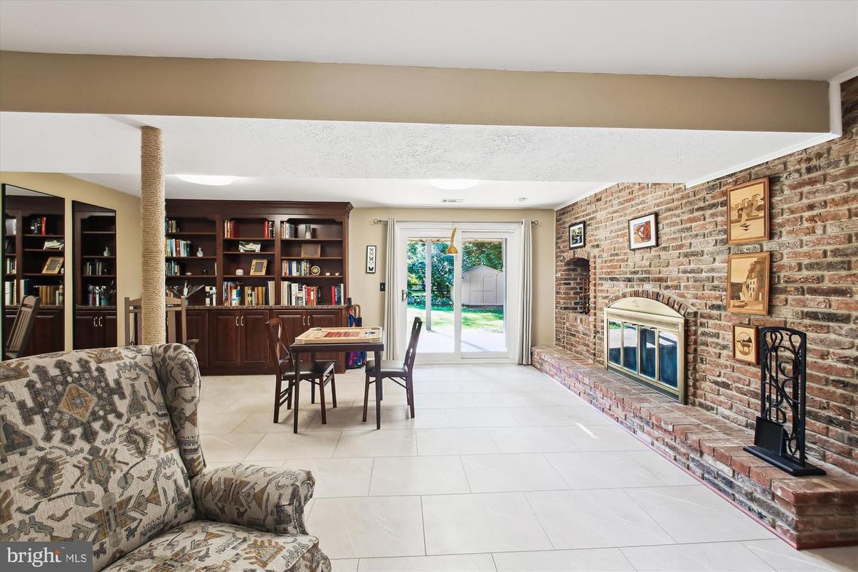 Dining room, Fireplace, Interior, Stone Walls