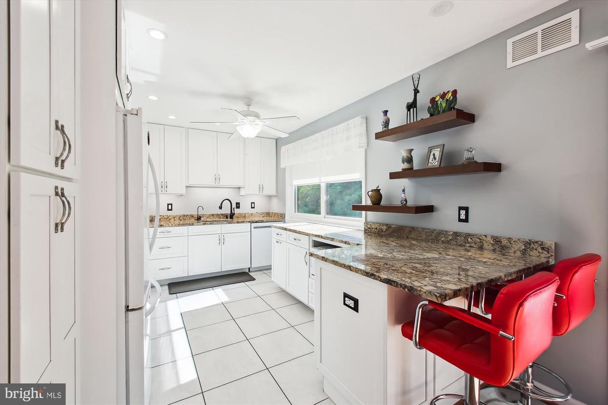 Interior, Kitchen, Recessed Lighting