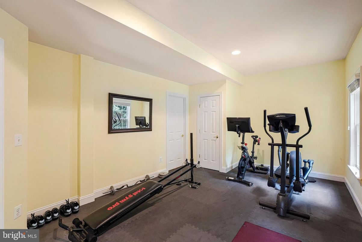 Fitness Equipment, Interior, Recessed Lighting