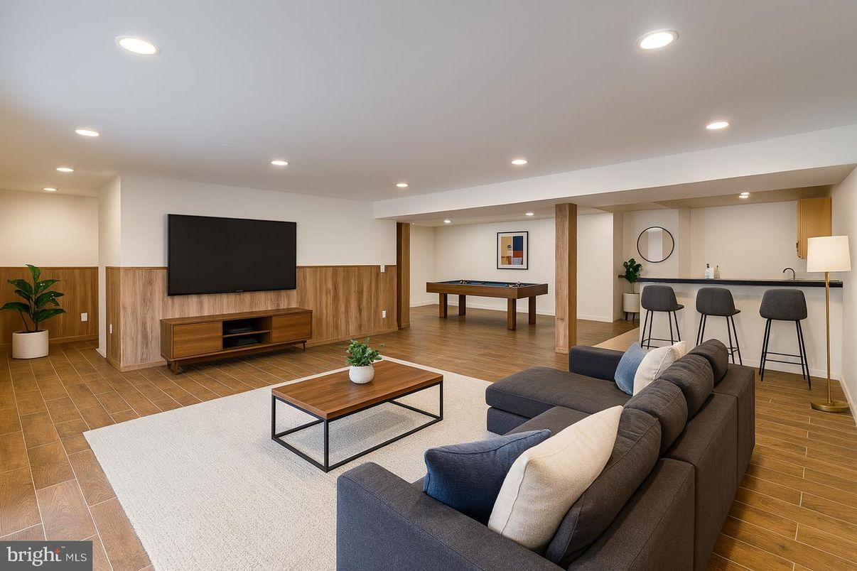 Billiard Table, Game Room, Interior, Living room, Recessed Lighting, Wood Texture Flooring