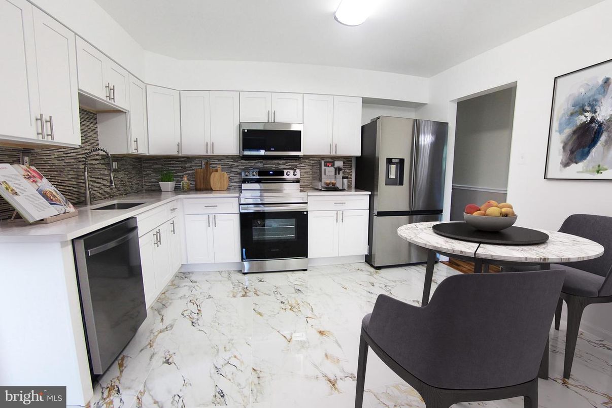 Interior, Kitchen, Marble, Stainless Steel Appliances