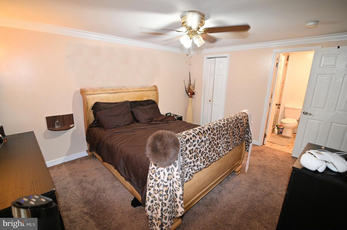 Bathroom, Bedroom, Interior